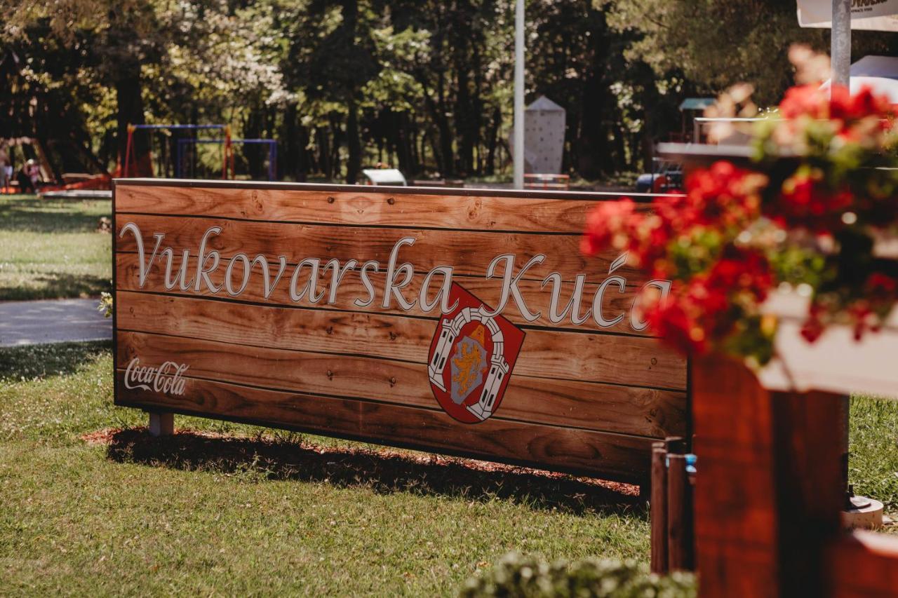 Vukovarska Kuca Hotel Exterior photo