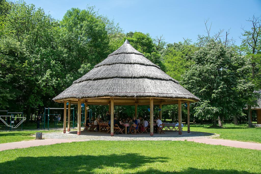 Vukovarska Kuca Hotel Exterior photo