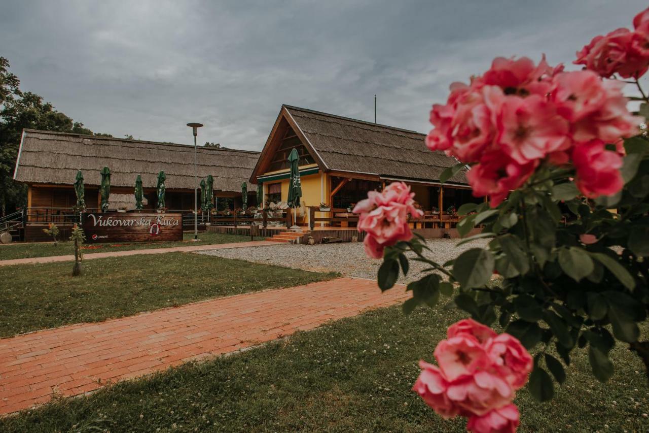 Vukovarska Kuca Hotel Exterior photo